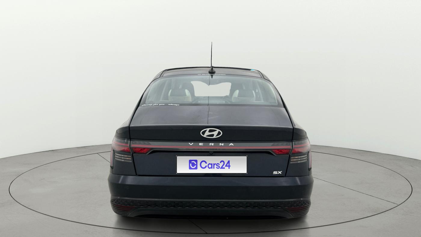 2023 Hyundai Verna  SX 1.5 MPI IVT, Petrol, Automatic, 14,186 km, Back/Rear