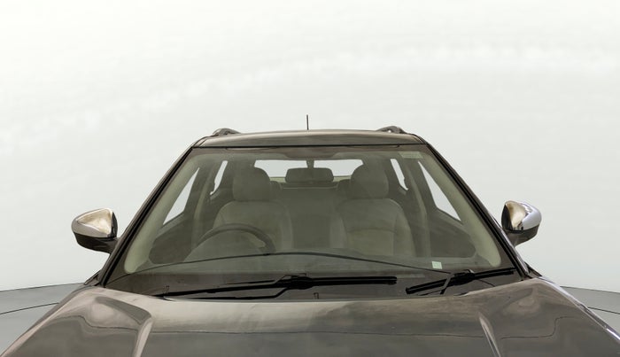 2023 Mahindra XUV300 W6 1.2 PETROL AMT, Petrol, Automatic, 22,980 km, Front Windshield