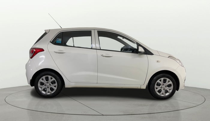 2015 Hyundai Grand i10 MAGNA 1.2 KAPPA VTVT, CNG, Manual, 42,114 km, Right Side View