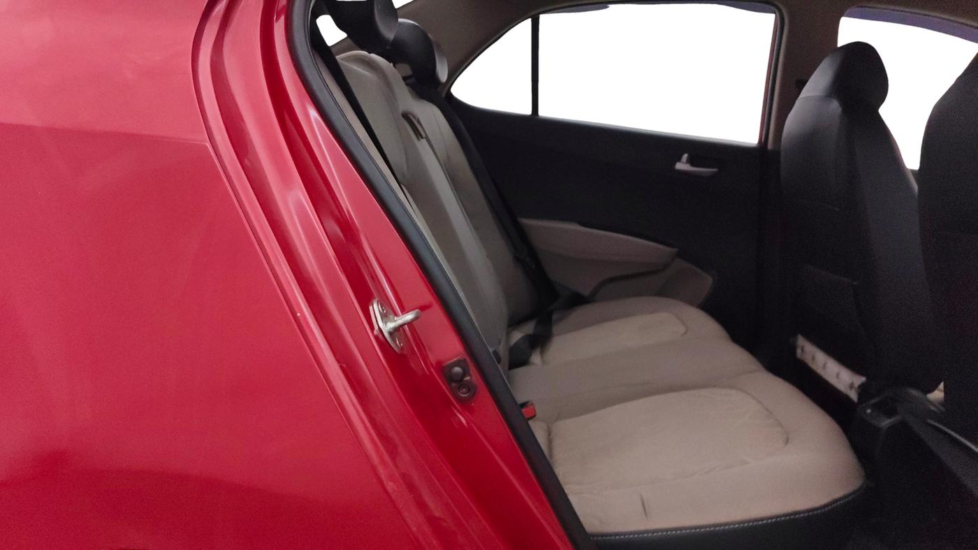 2014 Hyundai Xcent SX 1.2 (O), Petrol, Manual, 50,350 km, Right Side Rear Door Cabin