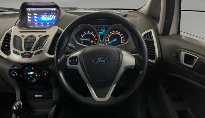 2014 Ford Ecosport TITANIUM 1.0L ECOBOOST, Petrol, Manual, 1,42,995 km, Steering Wheel Close Up