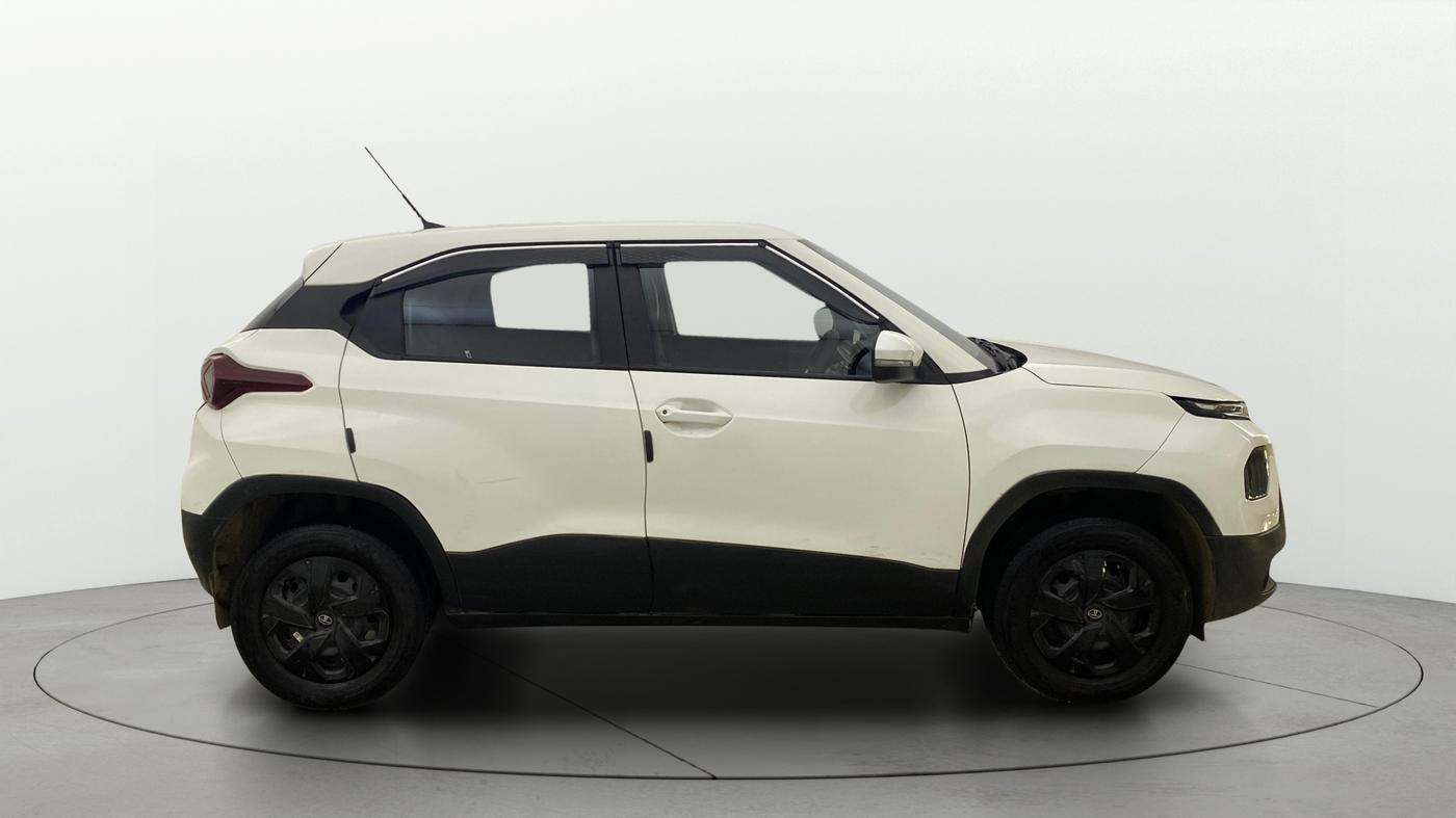 2024 Tata PUNCH ADVENTURE RHYTHM CNG, CNG, Manual, 13,395 km, Right Side View