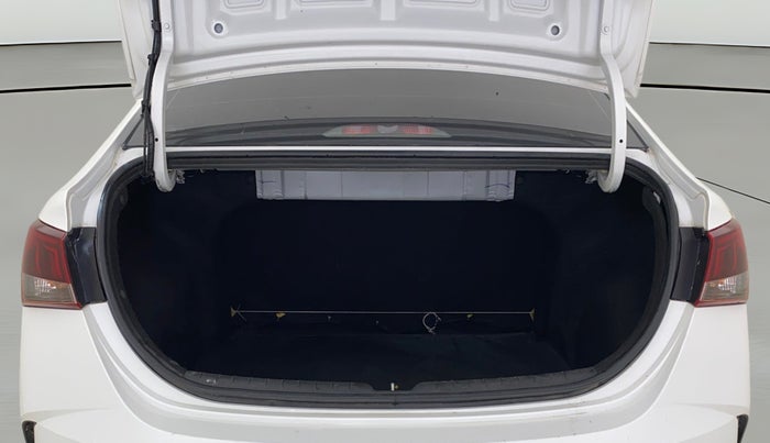 2022 Hyundai Verna SX 1.5 VTVT, Petrol, Manual, 98,461 km, Boot Open Zoomed View