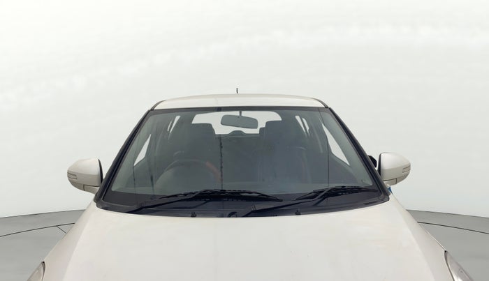 2016 Maruti Swift VXI O, Petrol, Manual, 58,602 km, Front Windshield