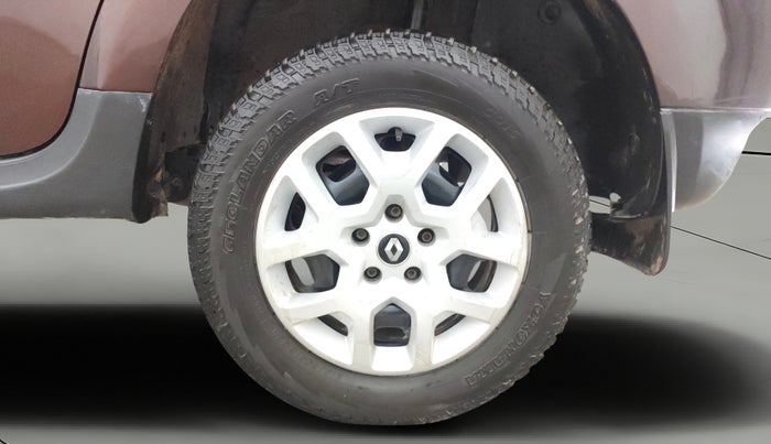 2019 Renault Duster 85 PS RXS MT DIESEL, Diesel, Manual, 1,17,943 km, Left Rear Wheel