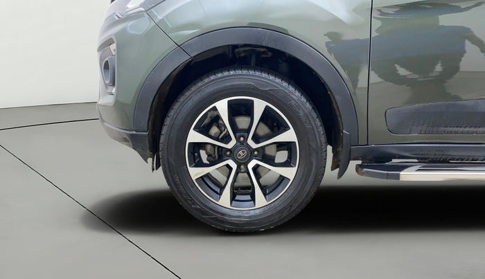 2020 Tata NEXON XZ PLUS (O) PETROL DUAL TONE, Petrol, Manual, 86,165 km, Left Front Wheel