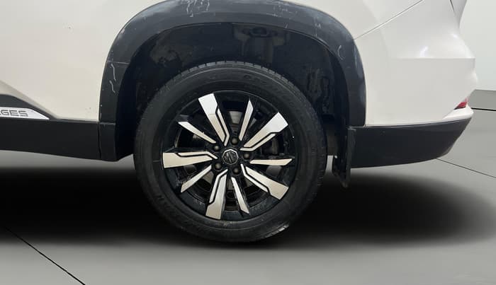 2020 MG HECTOR PLUS SHARP 1.5 PETROL TURBO DCT 6-STR, Petrol, Automatic, 52,464 km, Left Rear Wheel