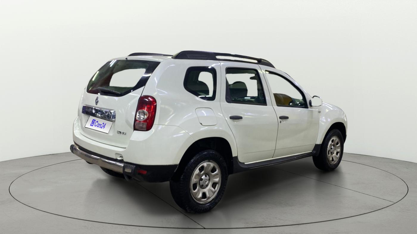 2014 Renault Duster 85 PS RXL DIESEL, Diesel, Manual, 92,271 km, Right Back Diagonal
