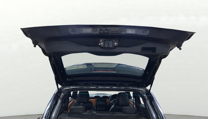 2024 Nissan MAGNITE Visia Plus B4D 1.0 Petrol MT, Petrol, Manual, 30,789 km, Boot Door Open