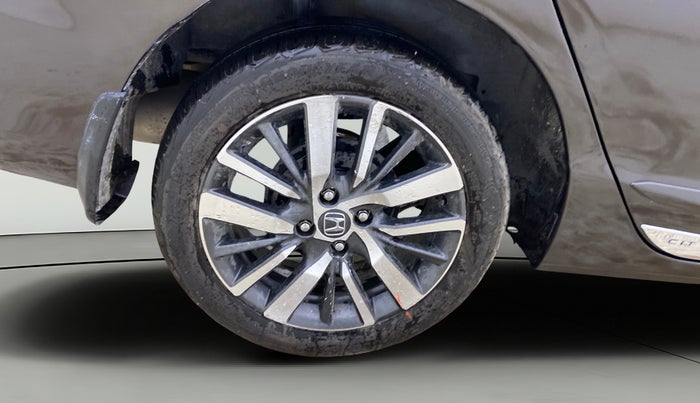 2021 Honda City 1.5L I-VTEC ZX, Petrol, Manual, 1,19,926 km, Right Rear Wheel