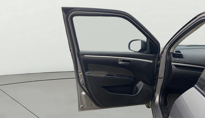 2015 Maruti Swift VXI, Petrol, Manual, 42,514 km, LHS Front Door
