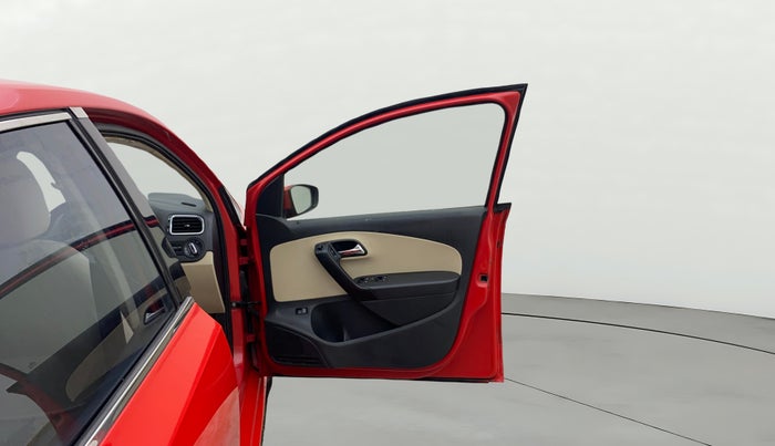 2017 Skoda Rapid 1.5 TDI CR ACTIVE, Diesel, Manual, 1,56,987 km, RHS Front Door