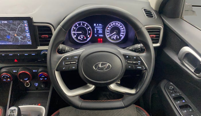 2020 Hyundai VENUE SX 1.0 (O) TURBO IMT DUAL TONE, Petrol, Manual, 67,344 km, Steering Wheel Close Up