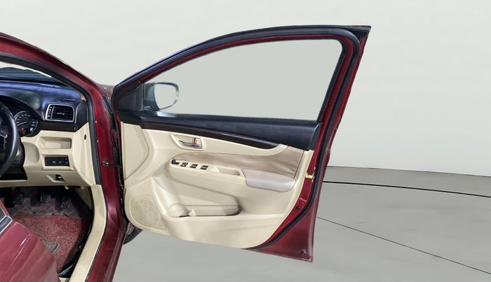 2015 Maruti Ciaz VXI+, Petrol, Manual, 20,670 km, RHS Front Door