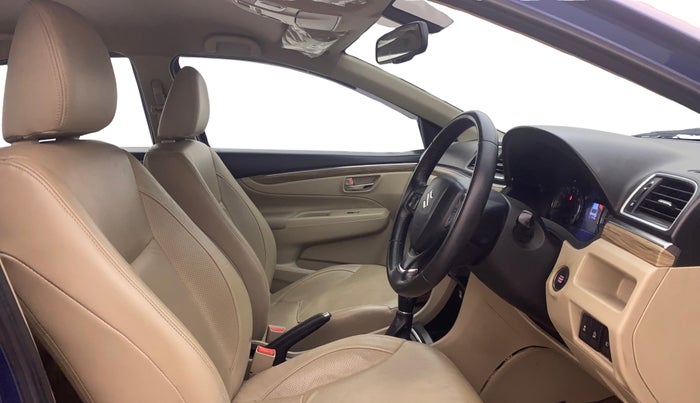 2019 Maruti Ciaz ALPHA  AT 1.5 SHVS PETROL, Petrol, Automatic, 35,442 km, Right Side Front Door Cabin