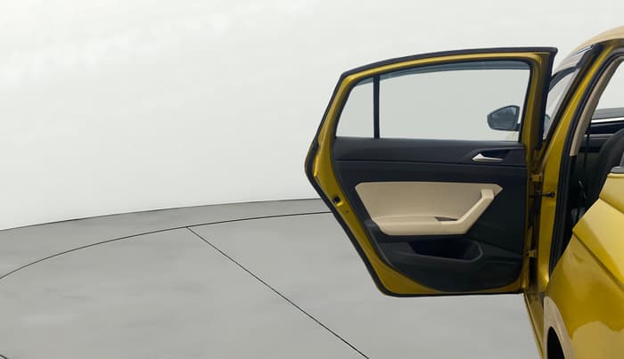 2022 Volkswagen VIRTUS HIGHLINE TSI 1.0 AT, Petrol, Automatic, 29,484 km, LHS Rear Door