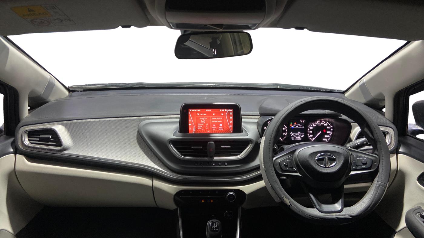 2022 Tata ALTROZ XZ PETROL, Petrol, Manual, 75,069 km, Dashboard