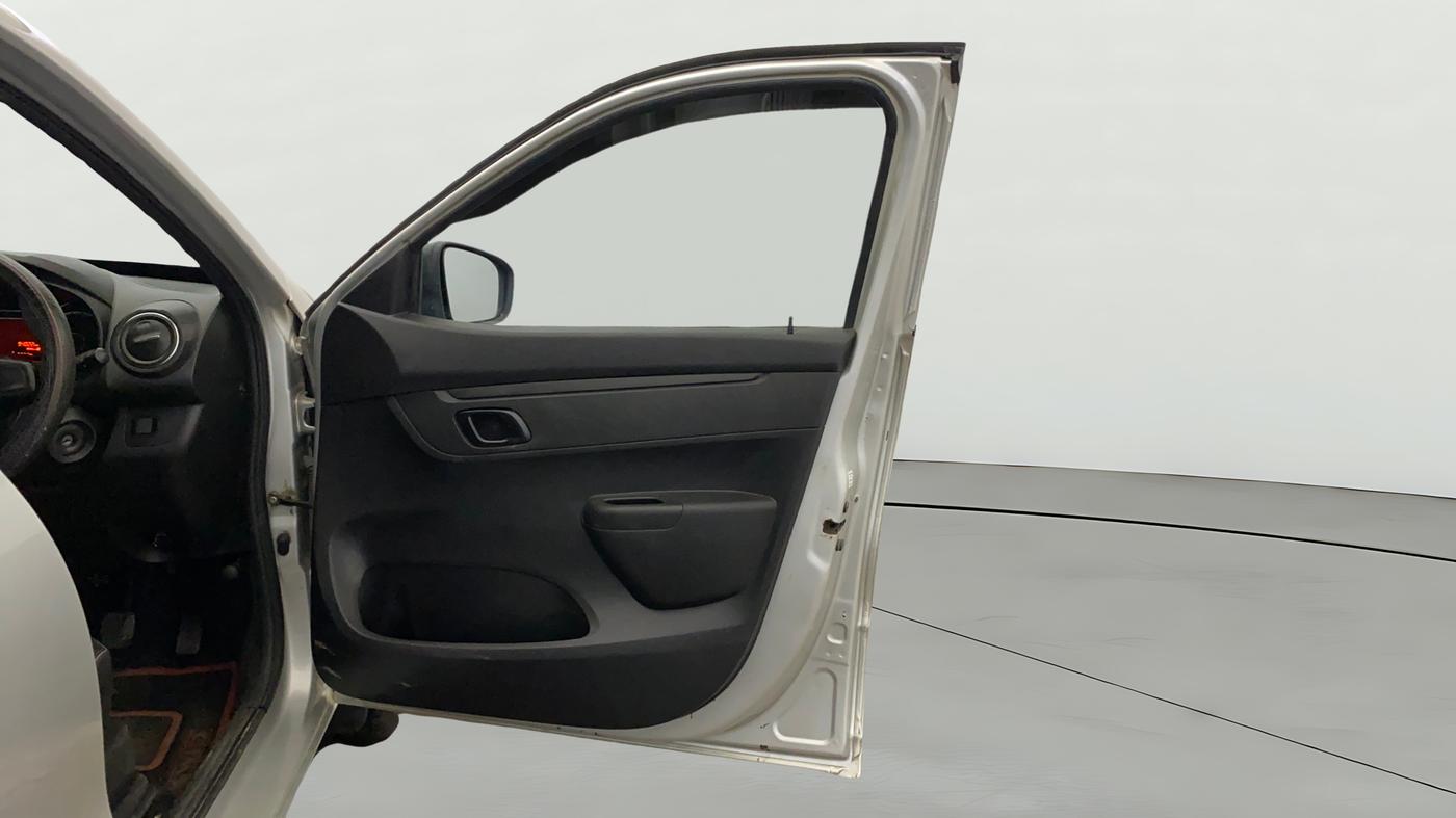 2020 Renault Kwid RXL, Petrol, Manual, 94,853 km, RHS Front Door