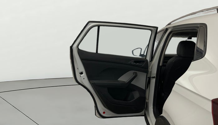 2023 Skoda KUSHAQ STYLE 1.5L TSI DSG (6 AIRBAGS), Petrol, Automatic, 26,315 km, LHS Rear Door