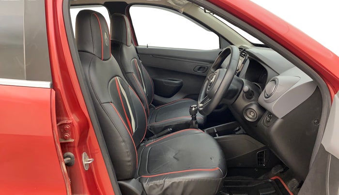 2022 Renault Kwid RXT 1.0 (O), Petrol, Manual, 8,354 km, Right Side Front Door Cabin