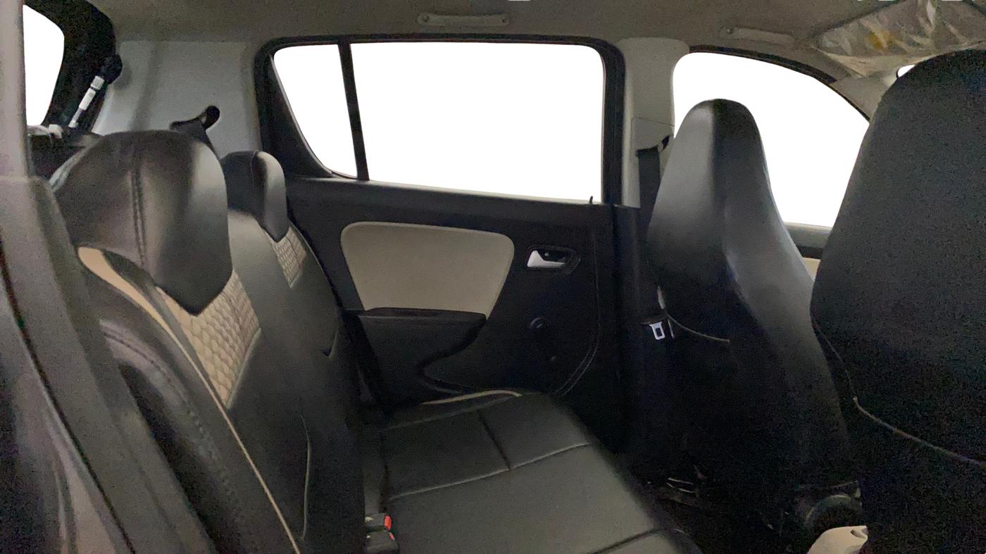 2022 Maruti Alto LXI OPT CNG, CNG, Manual, 61,944 km, Right Side Rear Door Cabin