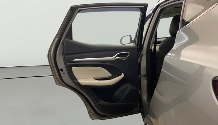 2022 MG ASTOR SAVVY 1.5 CVT, Petrol, Automatic, 60,172 km, LHS Rear Door