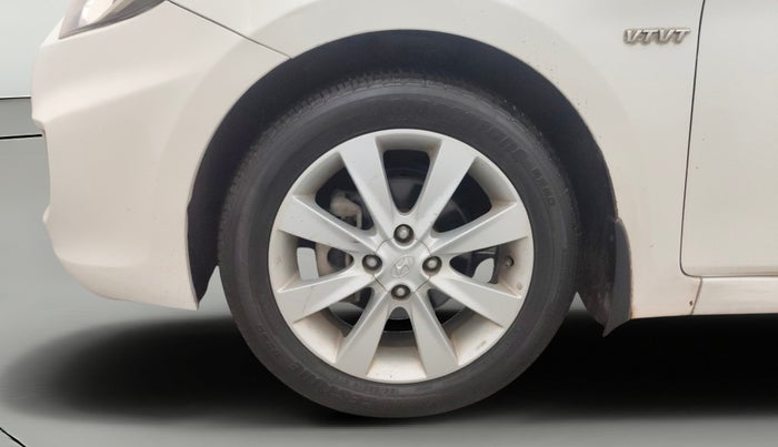 2013 Hyundai Verna FLUIDIC 1.6 VTVT SX, Petrol, Manual, 76,331 km, Left Front Wheel