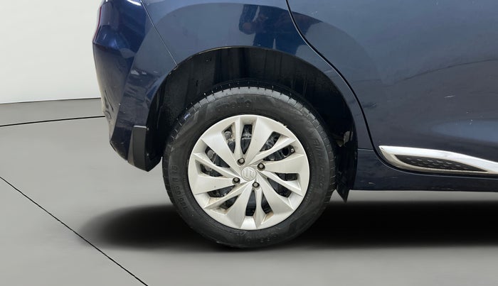 2022 Maruti Baleno DELTA PETROL 1.2, Petrol, Manual, 47,073 km, Right Rear Wheel