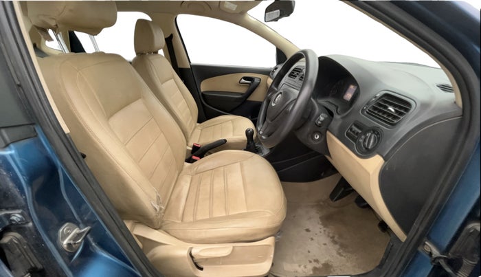 2017 Volkswagen Ameo COMFORTLINE 1.2L, Petrol, Manual, 87,143 km, Right Side Front Door Cabin