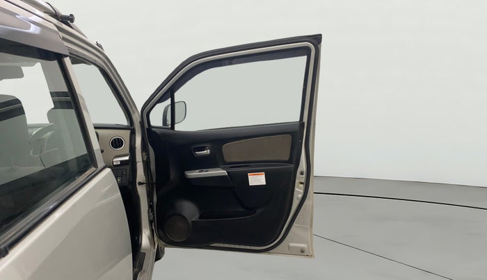 2015 Maruti Wagon R 1.0 LXI CNG, CNG, Manual, 1,03,785 km, RHS Front Door