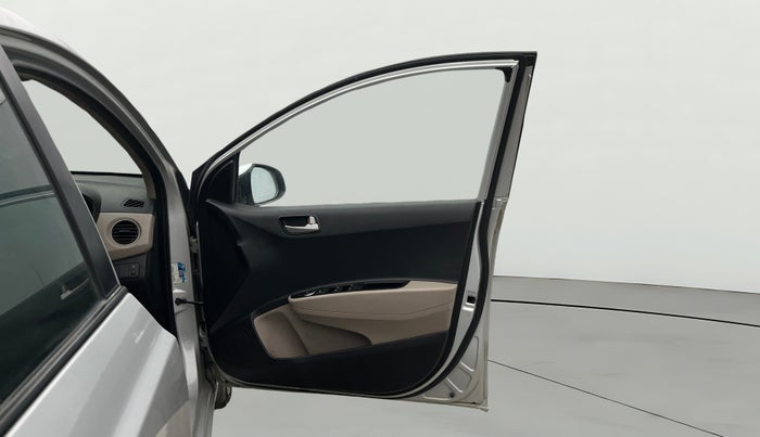 2015 Hyundai Xcent S 1.2, Petrol, Manual, 71,547 km, RHS Front Door