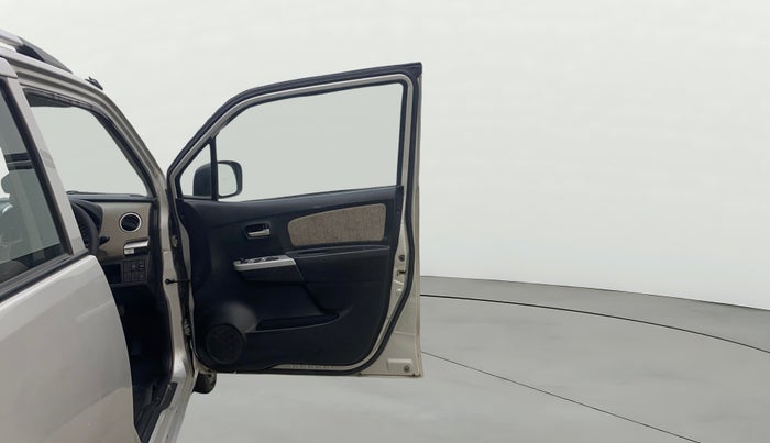 2014 Maruti Wagon R 1.0 VXI, Petrol, Manual, 1,15,085 km, RHS Front Door