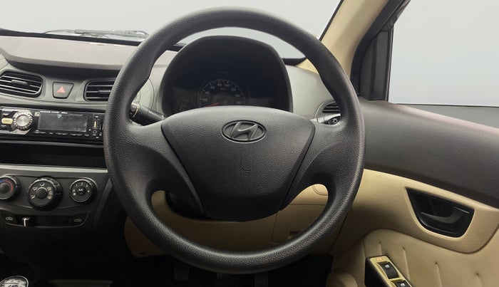 2015 Hyundai Eon D-LITE+, Petrol, Manual, 31,222 km, Steering Wheel Close Up