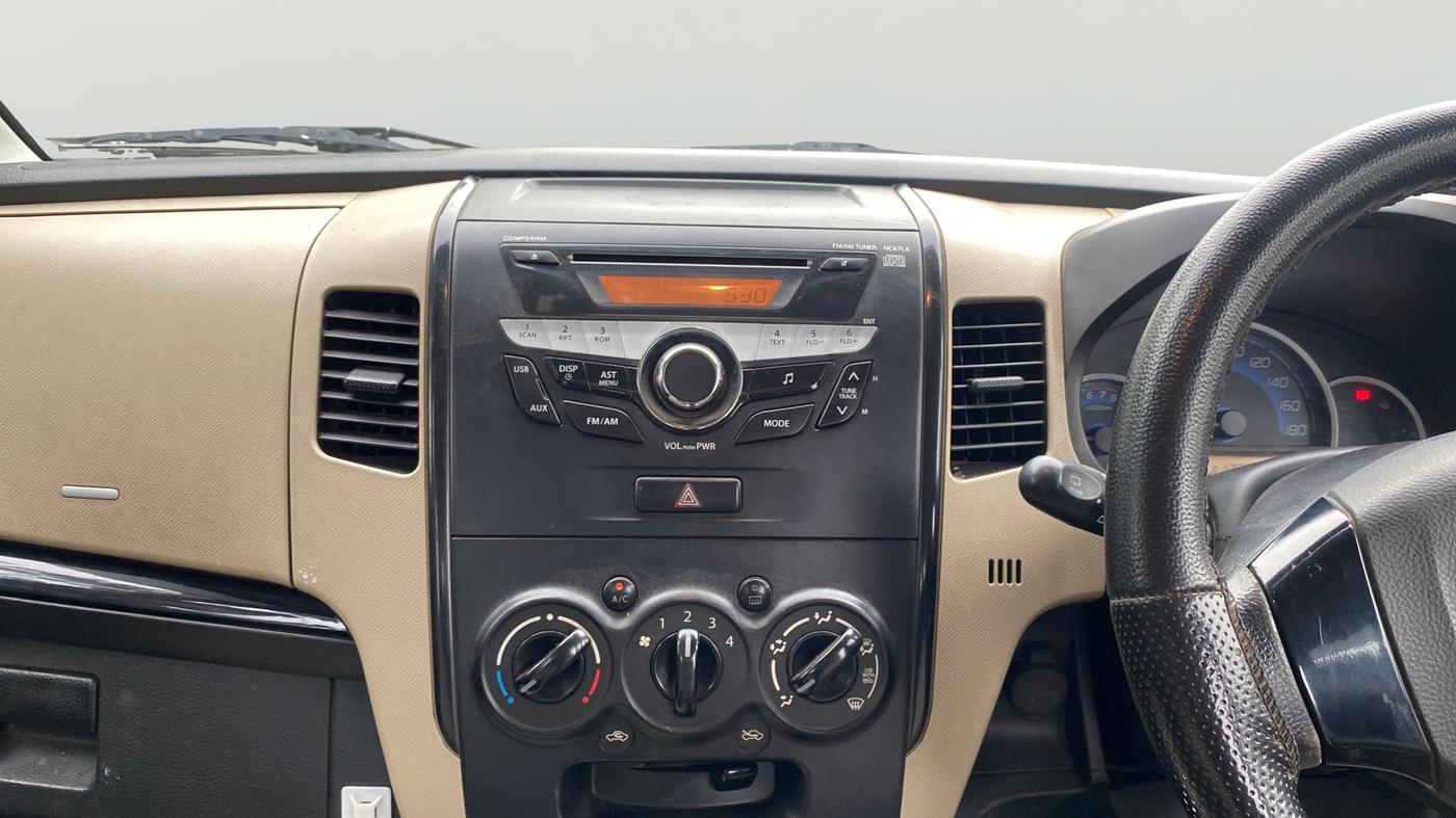 2017 Maruti Wagon R 1.0 VXI, CNG, Manual, 1,32,273 km, Air Conditioner