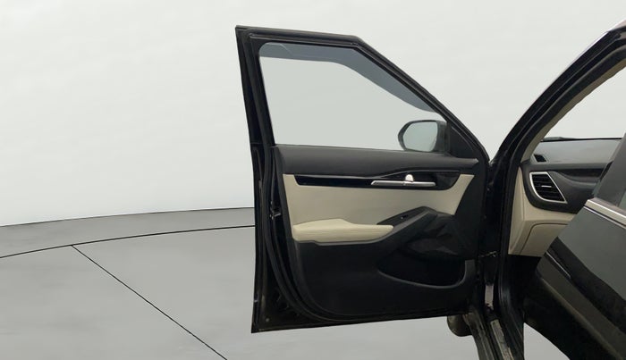 2022 KIA SELTOS HTX PETROL 1.5, Petrol, Manual, 35,386 km, LHS Front Door