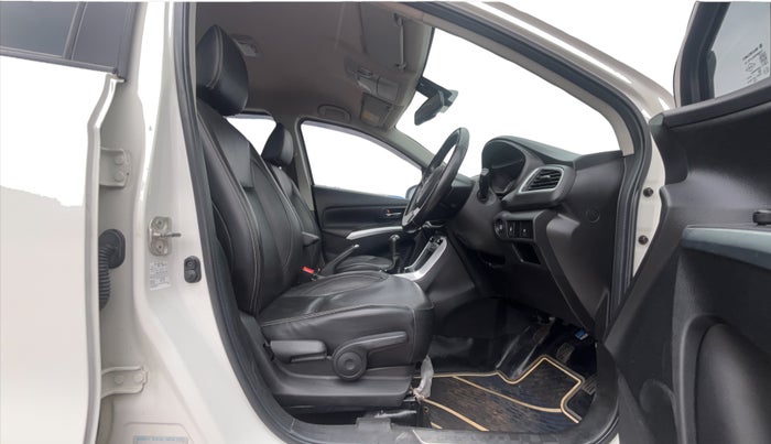 2021 Maruti S Cross ALPHA 1.5, Petrol, Manual, 48,357 km, Right Side Front Door Cabin