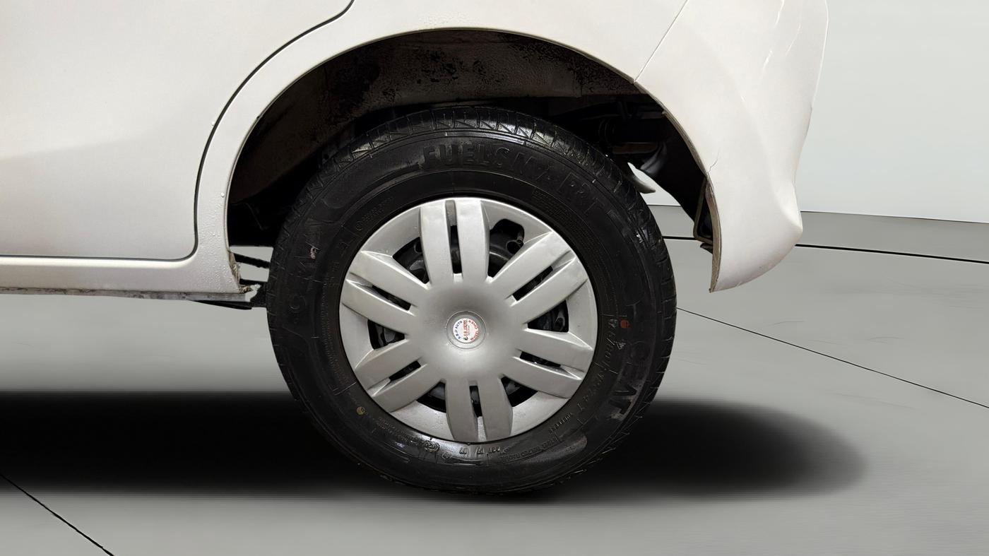 2020 Maruti Alto LXI, Petrol, Manual, 39,212 km, Left Rear Wheel