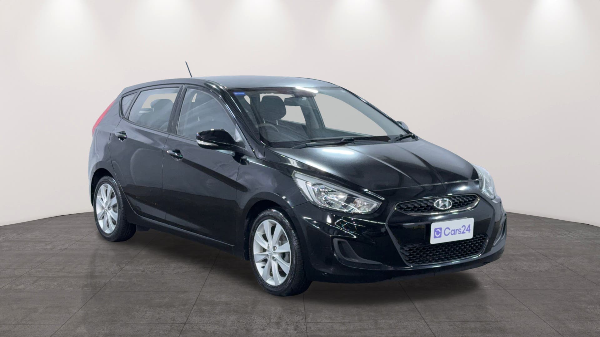 Hyundai Accent image