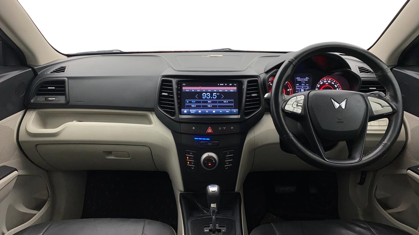 2022 Mahindra XUV300 W6 1.5 DIESEL AMT, Diesel, Automatic, 60,791 km, Dashboard