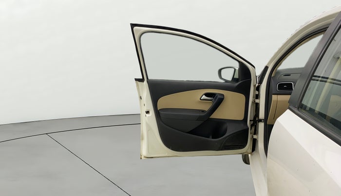 2019 Volkswagen Ameo HIGHLINE PLUS 1.5L AT 16 ALLOY, Diesel, Automatic, 99,697 km, LHS Front Door