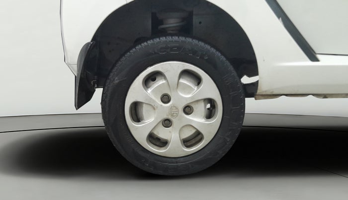 2016 Tata Nano TWIST XT, Petrol, Manual, 49,113 km, Right Rear Wheel