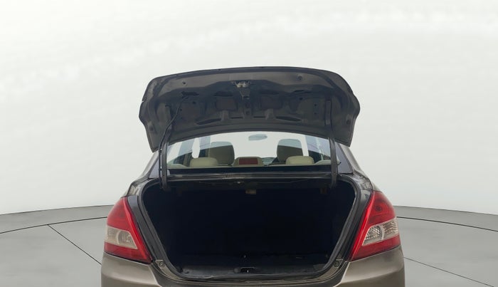 2016 Maruti Swift Dzire VDI, Diesel, Manual, 1,10,876 km, Boot Open Zoomed View