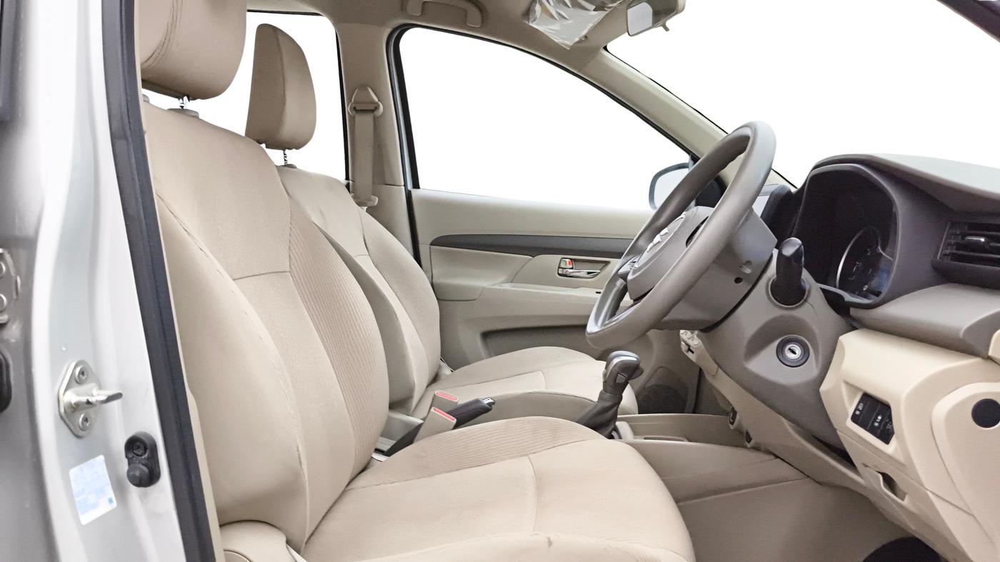 2019 Maruti Ertiga VXI AT SHVS, Petrol, Automatic, 41,087 km, Right Side Front Door Cabin