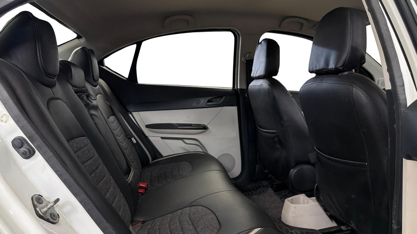 2023 Tata TIGOR XZ PETROL, Petrol, Manual, 29,439 km, Right Side Rear Door Cabin