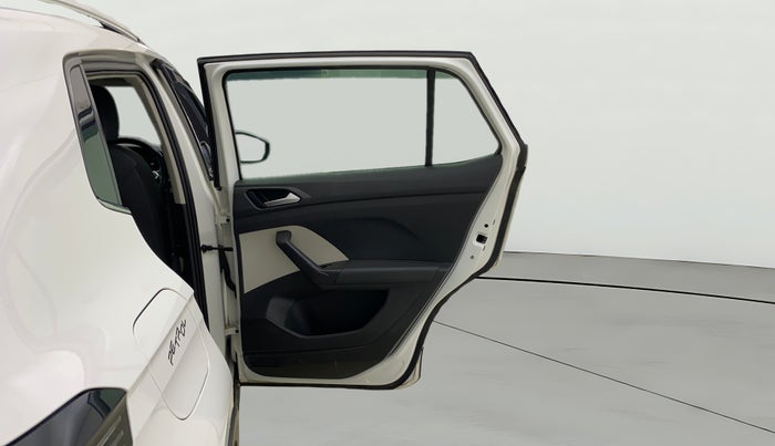 2021 Volkswagen TAIGUN TOPLINE 1.0 TSI MT, Petrol, Manual, 69,800 km, RHS Rear Door