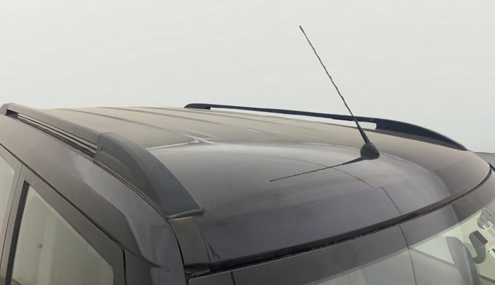 2016 Mahindra TUV300 T8, Diesel, Manual, 52,767 km, Roof