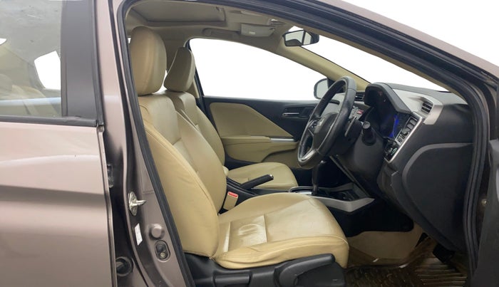 2016 Honda City 1.5L I-VTEC VX CVT, Petrol, Automatic, 65,957 km, Right Side Front Door Cabin