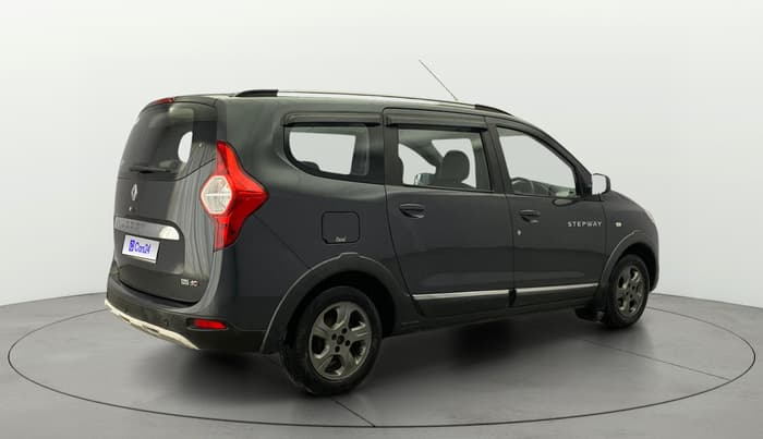 2016 Renault Lodgy 110 PS RXZ STEPWAY 7 STR, Diesel, Manual, 79,647 km, Right Back Diagonal