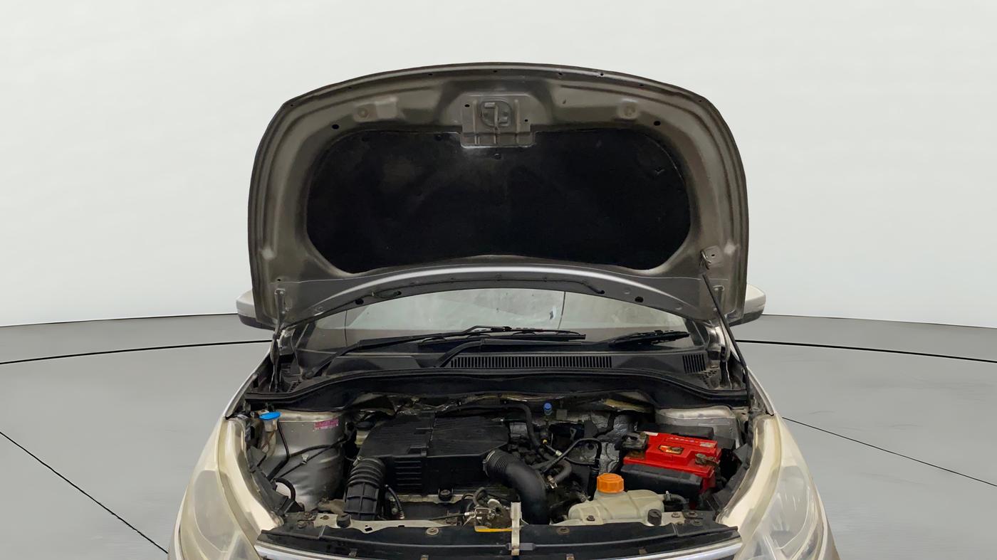 2015 Tata Zest XE PETROL, Petrol, Manual, 45,973 km, Open Bonet