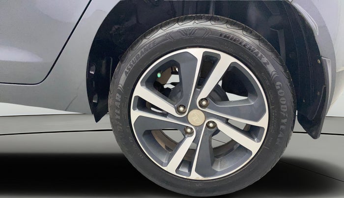 2022 Tata ALTROZ XZA, Petrol, Automatic, 10,001 km, Left Rear Wheel
